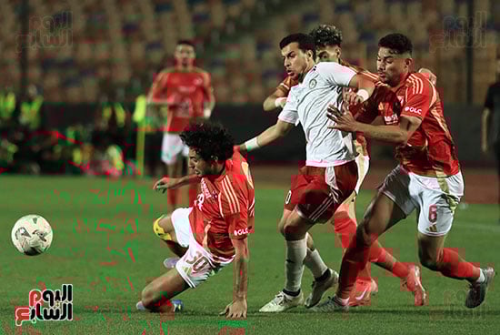مباراة حرس الحدود والأهلى فى الدورى المصرى الممتاز