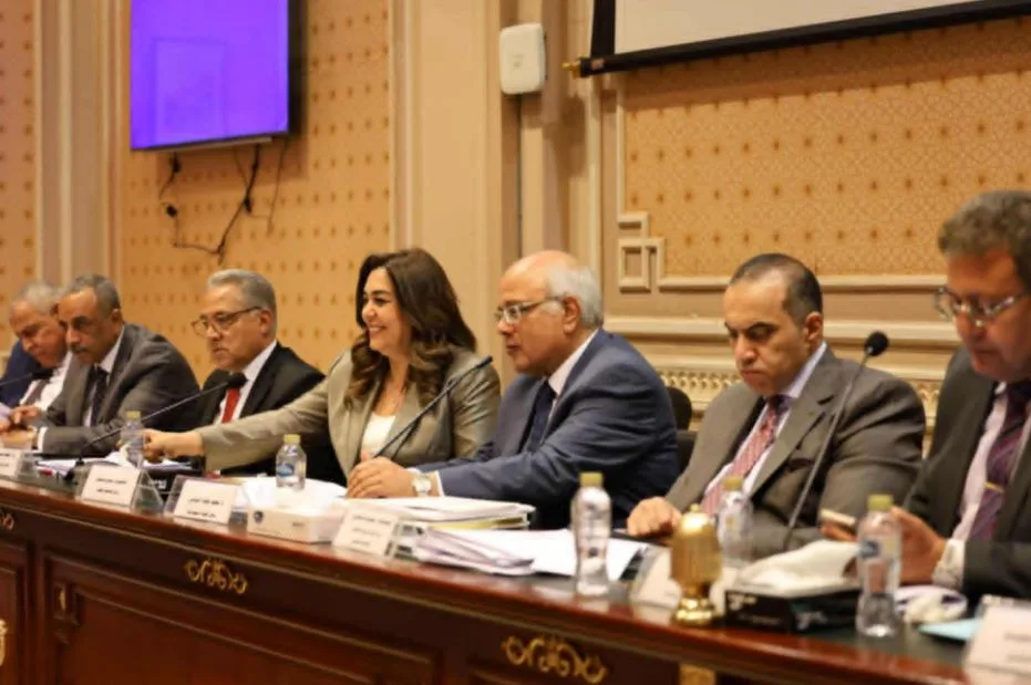 الإيجار القديم.. التنمية المحلية: دراسة لبيان الأثر الاجتماعي لإخلاء المساكن طبقا لنص المادة 5 من مشروع القانون