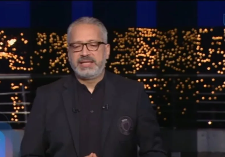 تامر أمين يهاجم وزير الثقافة بسبب إغلاق 120 مركزاً ثقافياً: “هذه مجرد مساحة بمكتبة متر وكتاب” تامر أمين يهاجم وزير الثقافة بسبب إغلاق 120 مركزاً ثقافياً: “هذه مجرد مساحة بمكتبة متر وكتاب”