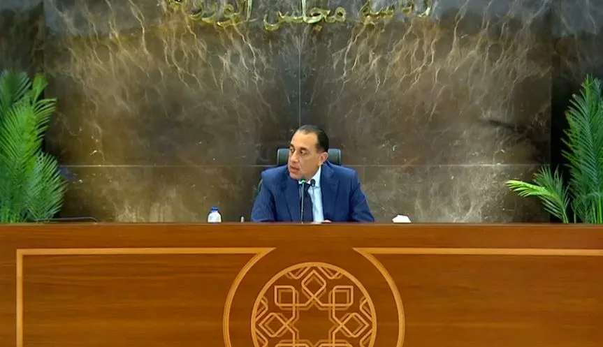 رئيس الوزراء: إلغاء شهادة الحلال لا يعني السماح بألبان غير مرخصة. رئيس الوزراء: إلغاء شهادة الحلال لا يعني السماح بألبان غير مرخصة.