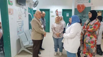 وكيل وزارة الصحة بالقليوبية يزور الإدارة الصحية في كفر شكر