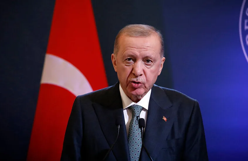 أردوغان: إلغاء العقوبات على سوريا إجراء ضروري لتعزيز الاستقرار أردوغان: إلغاء العقوبات على سوريا إجراء ضروري لتعزيز الاستقرار