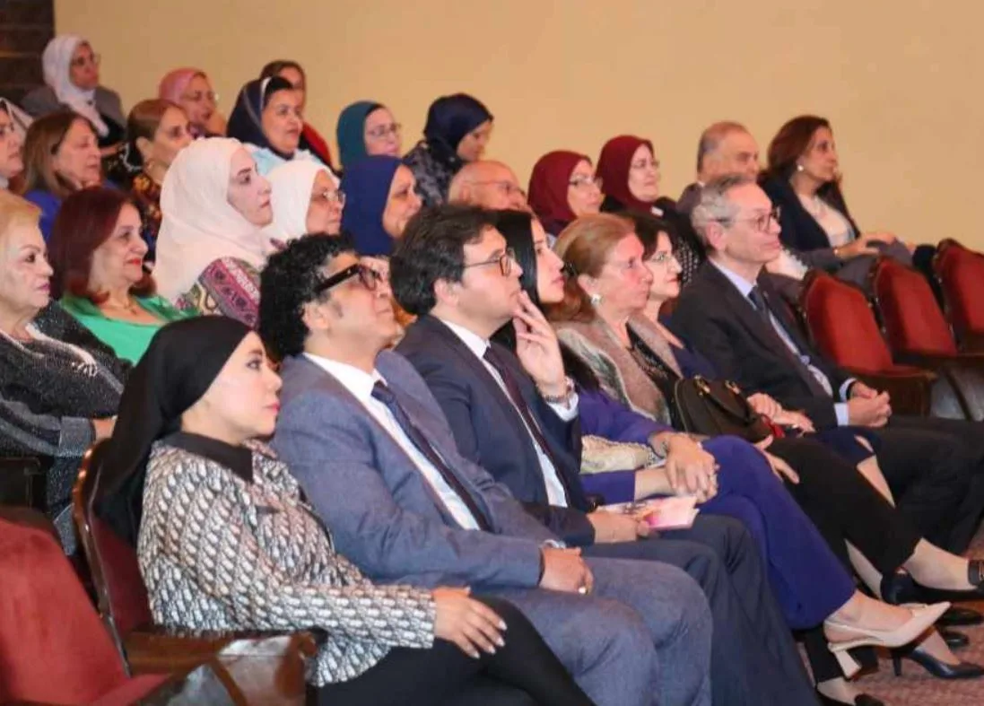 وزير الثقافة يحضر عرض فرقة أوبرا الإسكندرية ويحث على توسيع نطاق الحفلات لتشمل جميع المحافظات وزير الثقافة يحضر عرض فرقة أوبرا الإسكندرية ويحث على توسيع نطاق الحفلات لتشمل جميع المحافظات