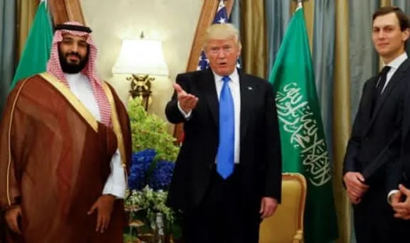 ترامب: السعودية وقطر والإمارات بدأت تعزز علاقاتها مع أمريكا بدلاً من الصين ترامب: السعودية وقطر والإمارات بدأت تعزز علاقاتها مع أمريكا بدلاً من الصين
