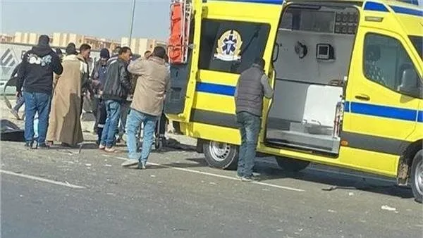 7 مصابين بسبب انقلاب ميكروباص بالطريق الأوسطى