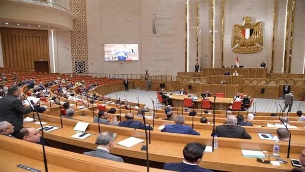 700 جنيه شهرياً: لجنة النواب توافق على رفع الحافز الإضافي للموظفين الحكوميين 700 جنيه شهرياً: لجنة النواب توافق على رفع الحافز الإضافي للموظفين الحكوميين