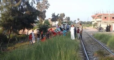 وفاة شخص نتيجة تعرضه للدهس بواسطة قطار أثناء عبوره سكة الحديد في الفيوم وفاة شخص نتيجة تعرضه للدهس بواسطة قطار أثناء عبوره سكة الحديد في الفيوم