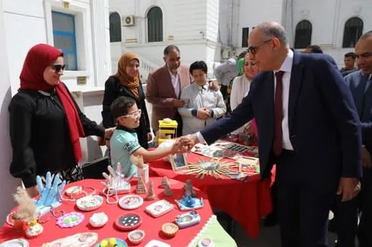 محافظ المنيا يفتتح مؤتمر الاندماج الثقافي قادرون باختلاف