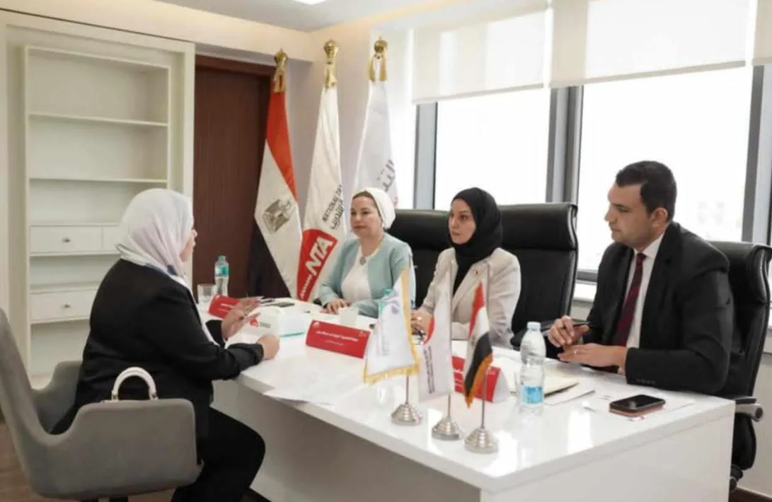 سفيرة البحرين في القاهرة تساهم في لجان قبول الدفعة الثانية من برنامج “المرأة تقود للتنفيذيات” سفيرة البحرين في القاهرة تساهم في لجان قبول الدفعة الثانية من برنامج “المرأة تقود للتنفيذيات”