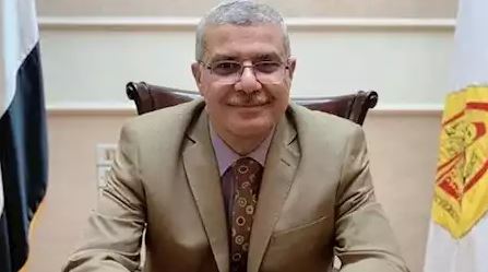 أول تعليق من رئيس جامعة الزقازيق بشأن سقوط طالبة في كلية العلوم من الطابق الرابع