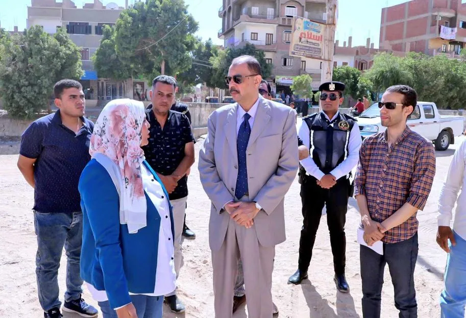 محافظ سوهاج يوجه بتخصيص شباك بكل مركز تكنولوجي لمساعدة المواطنين في استكمال ملفاتهم