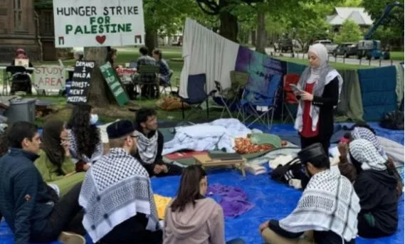 جامعتنا تدعم العنف في غزة.. طلاب من جامعة ستانفورد الأمريكية يستمرون في إضرابهم عن الطعام لليوم الحادي عشر جامعتنا تدعم العنف في غزة.. طلاب من جامعة ستانفورد الأمريكية يستمرون في إضرابهم عن الطعام لليوم الحادي عشر