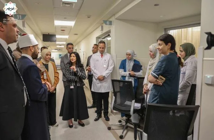 وزير الأوقاف: يستحق أبناء مصر كل جهد وعناء خلال زيارته لمستشفى أهل مصر وزير الأوقاف: يستحق أبناء مصر كل جهد وعناء خلال زيارته لمستشفى أهل مصر
