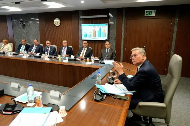 وزير البترول: نحن نشجع على التوسع الدولي لشركة الحفر المصرية وتعزيز أنشطتها في السعودية والكويت. وزير البترول: نحن نشجع على التوسع الدولي لشركة الحفر المصرية وتعزيز أنشطتها في السعودية والكويت.