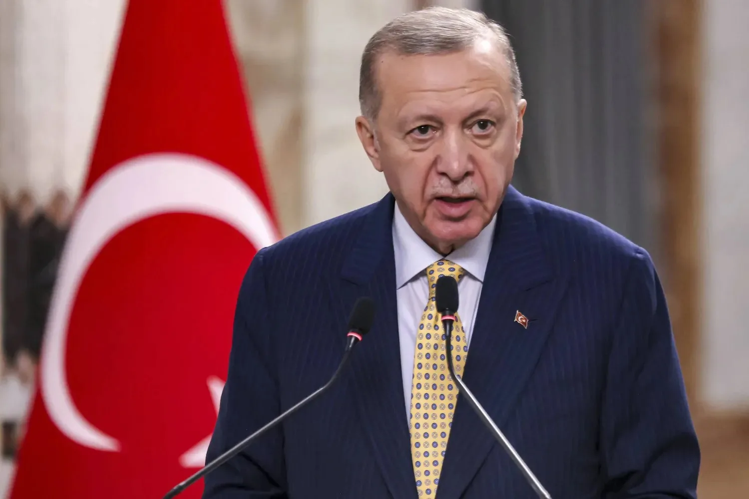 أردوغان يشارك في مؤتمر افتراضي مع ترامب وولي العهد السعودي وأحمد الشرع أردوغان يشارك في مؤتمر افتراضي مع ترامب وولي العهد السعودي وأحمد الشرع