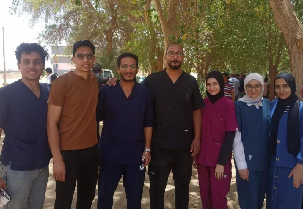 جامعة الوادي الجديد تنظم قافلة بيطرية مجانية في قرى الجزائر بالخارج. جامعة الوادي الجديد تنظم قافلة بيطرية مجانية في قرى الجزائر بالخارج.