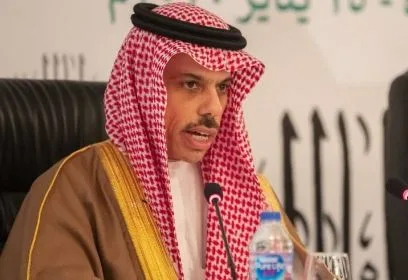 وزير الخارجية السعودي يبحث مع نظيريه الهندي والباكستاني جهود إنهاء المواجهات العسكرية