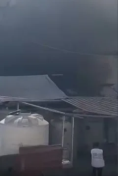 مستشفى العودة في غزة يطلب من المجتمع الدولي التحرك بشكل عاجل لوقف هجمات على المؤسسات الصحية. مستشفى العودة في غزة يطلب من المجتمع الدولي التحرك بشكل عاجل لوقف هجمات على المؤسسات الصحية.