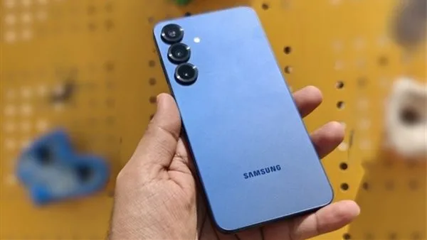 800 ألف وحدة من Galaxy S25.. سامسونج تتسلح ضد قرارات ترامب التجارية