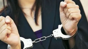 إلقاء القبض على امرأة وزوجها بتهمة سرقة مصوغات ذهبية في التجمع الأول