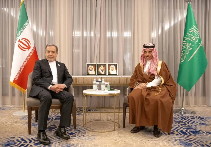 وزير الخارجية السعودي يبحث التطورات الإقليمية مع نظيره الإيراني في جدة