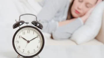 كيف يؤثر البلاستيك على اضطراب النوم والساعة البيولوجية للجسم البشري؟