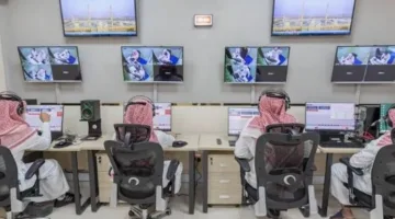 السعودية تطلق مشروعًا عالميًا لترجمة خطبة عرفة إلى 35 لغة وتؤكد استعدادها لاستقبال الحجاج.