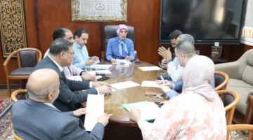 جامعة الأقصر تبحث في تحسين الإجراءات التدريبية لأعضاء هيئة التدريس