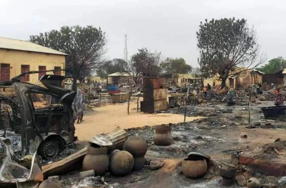 14 قتيلًا جراء قصف لقوات الدعم السريع على مخيم للنازحين في غرب السودان 14 قتيلًا جراء قصف لقوات الدعم السريع على مخيم للنازحين في غرب السودان