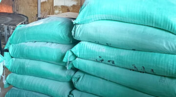ضبط 26 شيكارة دقيق بلدي مدعم قبل بيعها في السوق السوداء بقنا