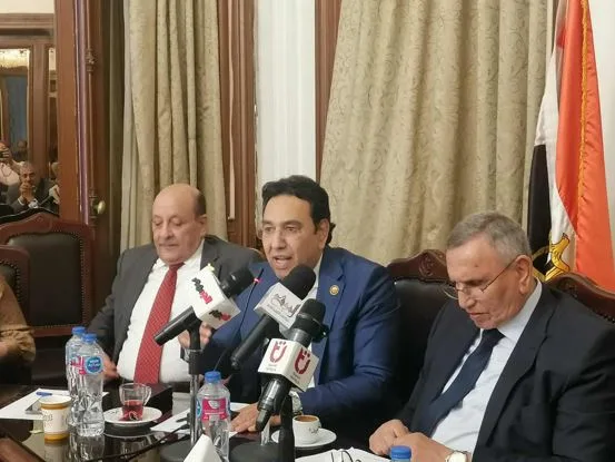الإيجار القديم: النائب أيمن محسب يدعو إلى ضرورة إيجاد حلول شاملة وصندوق لدعم الفئات غير القادرة
