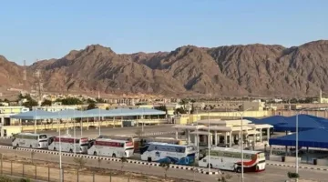 الفوج السادس: تواصل مغادرة أفواج الحج البري من ميناء نويبع
