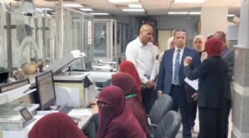 السكرتير العام المساعد لبني سويف يتابع سير منظومة العمل بملف التصالح بالمركز التكنولوجي في الواسطى