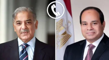 السيسي يجرى محادثة هاتفية مع رئيس وزراء باكستان لبحث التعاون الثنائي والمسائل الإقليمية.