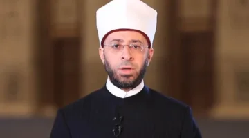 وزير الأوقاف يُستنكر استهداف مدرسة في حي الصحابة في غزة ويدعو إلى تحرك دولي سريع.