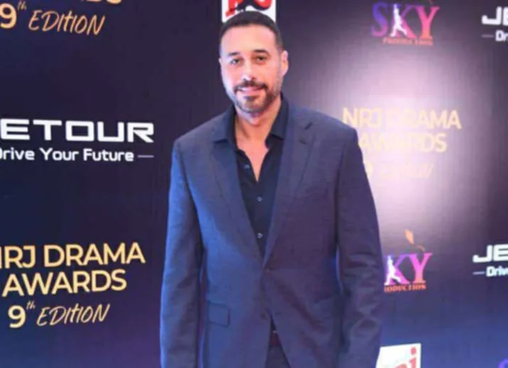 تكريم مؤلفي مسلسل “لام شمسية” في احتفالية جوائز إنرجي للدراما تكريم مؤلفي مسلسل “لام شمسية” في احتفالية جوائز إنرجي للدراما