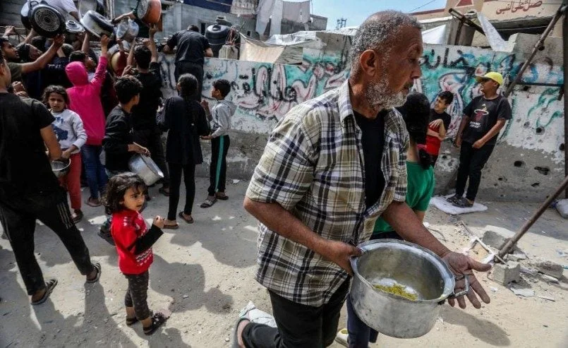 الأورومتوسطي: الحصار الإسرائيلي يفتك بـ14 مسنا في غزة خلال أسبوع