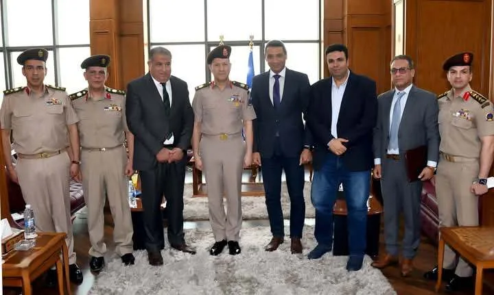 إدارة الإشارة بالقوات المسلحة ومحافظة السويس يبرمان اتفاقية تعاون لتعزيز خدمات الشبكة الوطنية للطوارئ. إدارة الإشارة بالقوات المسلحة ومحافظة السويس يبرمان اتفاقية تعاون لتعزيز خدمات الشبكة الوطنية للطوارئ.