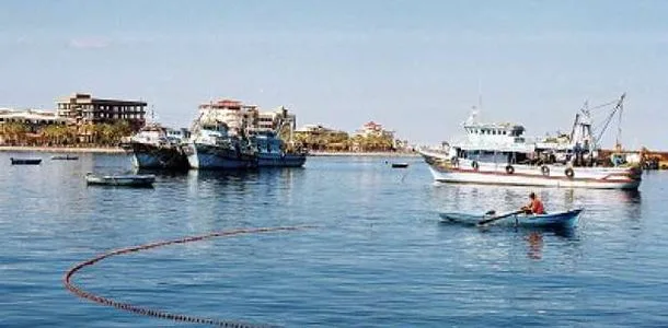 انتشال جثة شاب غرق في ترعة الملاحة شرق الإسكندرية