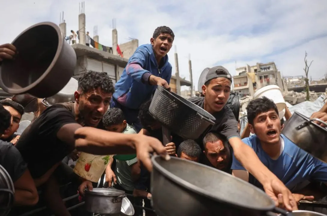 الأونروا: نظام توزيع المساعدات الأمريكية في غزة يُعتبر إهدارًا للموارد وتشتيتًا عن الفظائع. الأونروا: نظام توزيع المساعدات الأمريكية في غزة يُعتبر إهدارًا للموارد وتشتيتًا عن الفظائع.