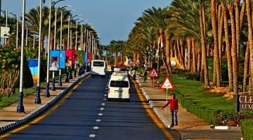 تحويلات مرورية بشرم الشيخ استعدادا لأكبر سباق للسيارات الرياضية فائقة السرعة