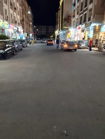 مدير أمن البحر الأحمر يوجه باتخاذ إجراءات لتنظيم المرور في شوارع الكوثر بالغردقة استجابة لمطالب السكان مدير أمن البحر الأحمر يوجه باتخاذ إجراءات لتنظيم المرور في شوارع الكوثر بالغردقة استجابة لمطالب السكان