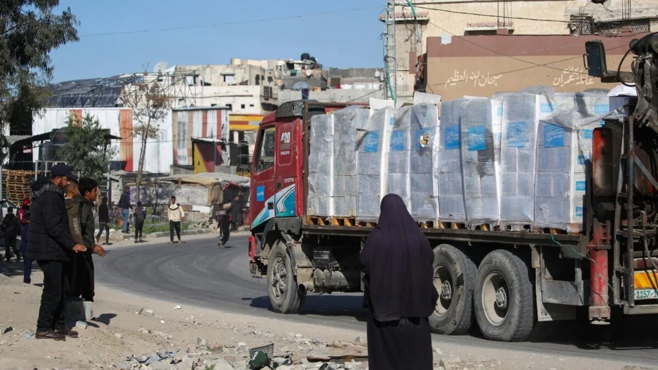 واشنطن تتجنب التعليق على الهجوم الإسرائيلي على فلسطينيين في مركز الإغاثة واشنطن تتجنب التعليق على الهجوم الإسرائيلي على فلسطينيين في مركز الإغاثة