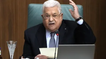 الرئيس الفلسطيني يصل إلى مطار بيروت في زيارة مدتها 3 أيام إلى لبنان
