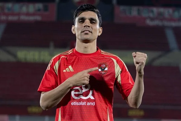 بن شرقي: شعور الفوز بالدوري مع الأهلي لا يمكن التعبير عنه بن شرقي: شعور الفوز بالدوري مع الأهلي لا يمكن التعبير عنه