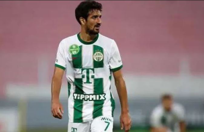 المدير الرياضي لفرينكفاروزي المجري يعلن انتقال محمد بن رمضان للأهلي