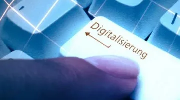 نائب محافظ قنا: المركز التكنولوجي في صدارة مشروعات الدولة لتحقيق التحول الرقمي بكفاءة