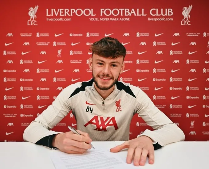 بعد صلاح وفان دايك.. ليفربول يُعلن عن تجديد عقد برادلي بعد صلاح وفان دايك.. ليفربول يُعلن عن تجديد عقد برادلي
