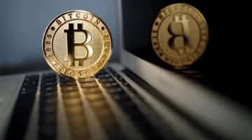 Cryptocurrencies Decline as Bitcoin Falls Below 9,000