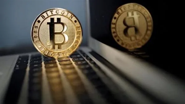 Cryptocurrencies Decline as Bitcoin Falls Below 9,000 Cryptocurrencies Decline as Bitcoin Falls Below 9,000